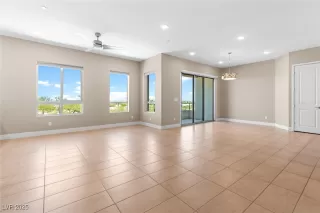 Photo #2: 2702790 Listing 