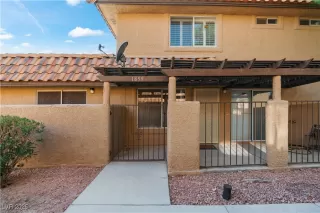 Photo #1: 2702797 Listing 