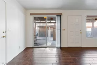 Photo #4: 2702797 Listing 