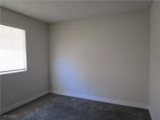 Photo #6: 2702806 Listing 