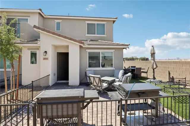 MLS: 2702820 Condo For Sale