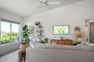 Photo #3: 2702826 Listing 