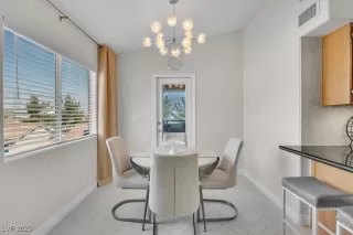 Photo #1: 2702828 Listing 