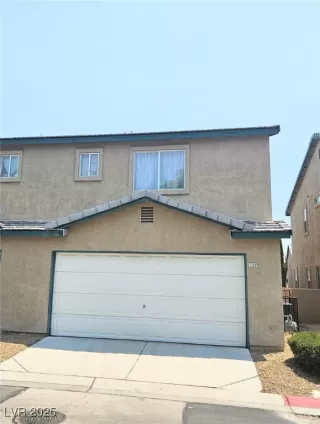 Photo #1: 2702831 Listing 