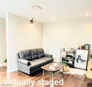Photo #4: 2702831 Listing 