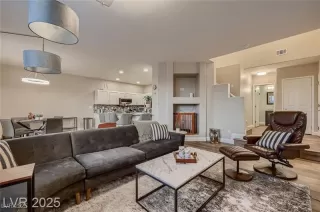 Photo #5: 2702836 Listing 