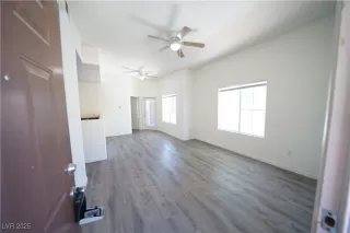 Photo #4: 2702864 Listing 