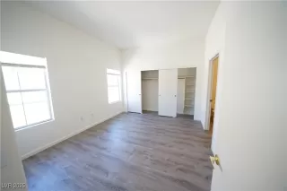 Photo #5: 2702864 Listing 