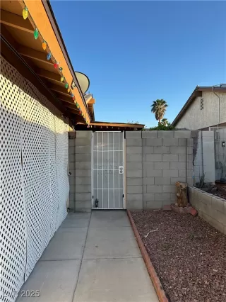 Photo #5: 2702866 Listing 