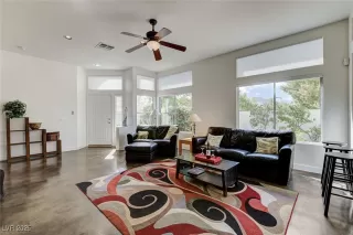 Photo #6: 2702883 Listing 