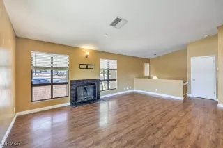 Photo #2: 2702891 Listing