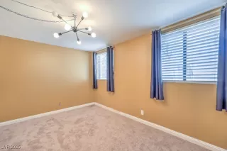 Photo #5: 2702891 Listing