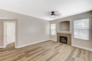 Photo #3: 2702897 Listing 