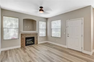 Photo #4: 2702897 Listing 