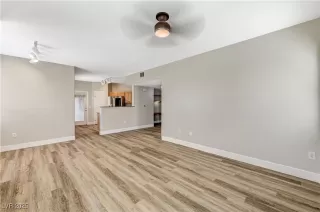 Photo #6: 2702897 Listing 