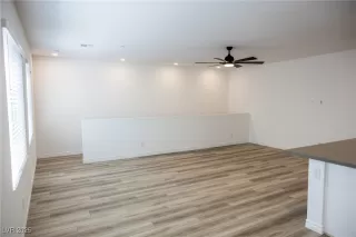 Photo #6: 2702907 Listing 