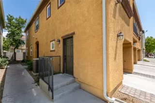 Photo #3: 2702933 Listing 