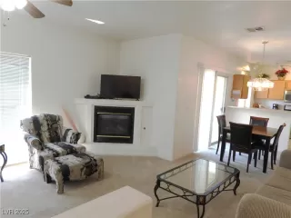Photo #2: 2702957 Listing 