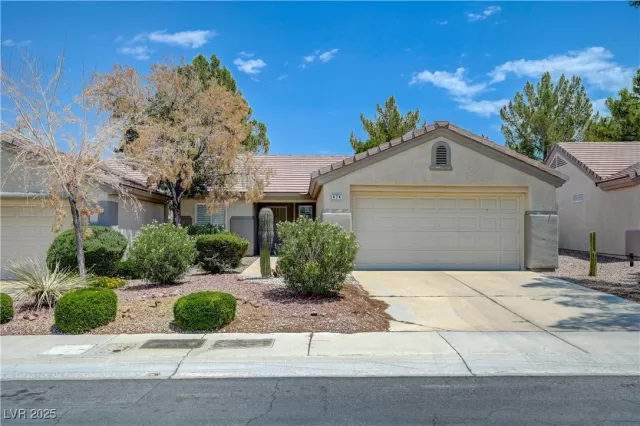 MLS: 2702977 Condo For Sale