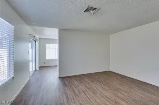 Photo #2: 2703044 Listing 