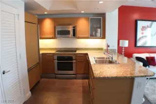 Photo #1: 2703055 Listing 