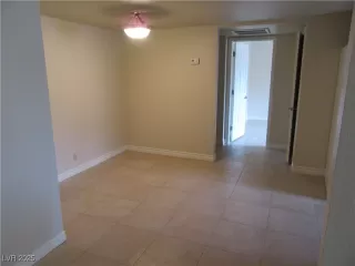 Photo #2: 2703078 Listing 