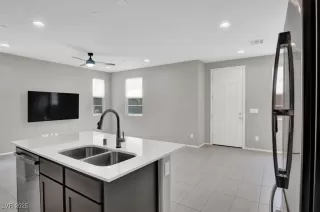 Photo #5: 2703114 Listing 