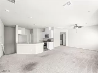 Photo #6: 2703119 Listing 