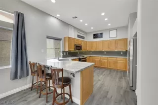 Photo #3: 2703126 Listing
