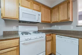 Photo #5: 2703134 Listing 