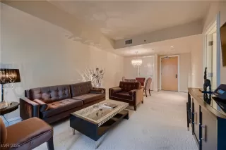 Photo #2: 2703144 Listing