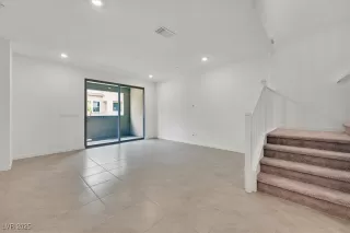 Photo #6: 2703146 Listing 