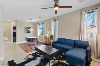 Photo #2: 2703157 Listing