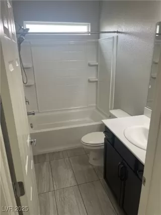 Photo #5: 2703160 Listing