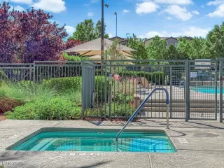 Photo #5: 2703162 Listing 