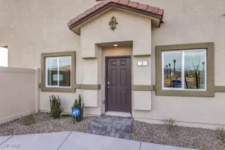 Photo #1: 2703163 Listing 