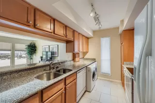 Photo #6: 2703171 Listing