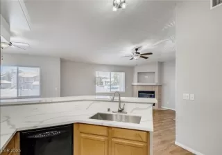 Photo #1: 2703179 Listing 