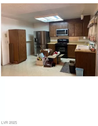 Photo #2: 2703184 Listing