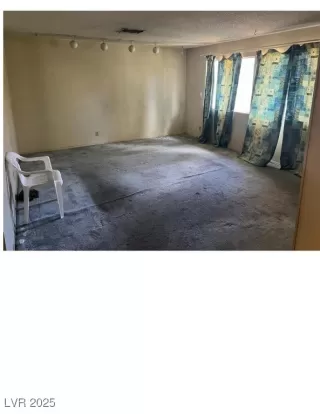 Photo #4: 2703184 Listing