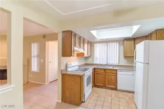 Photo #4: 2703187 Listing 