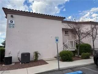 Photo #1: 2703192 Listing 