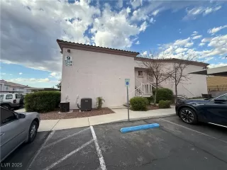 Photo #2: 2703192 Listing 