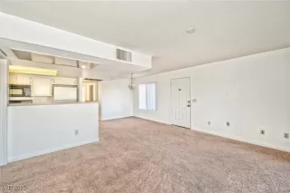 Photo #1: 2703204 Listing 