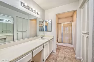 Photo #5: 2703204 Listing 