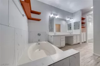 Photo #4: 2703209 Listing