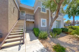 Photo #5: 2703209 Listing