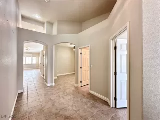 Photo #2: 2703226 Listing 