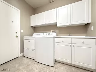 Photo #5: 2703226 Listing 