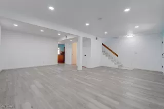 Photo #3: 2703241 Listing 